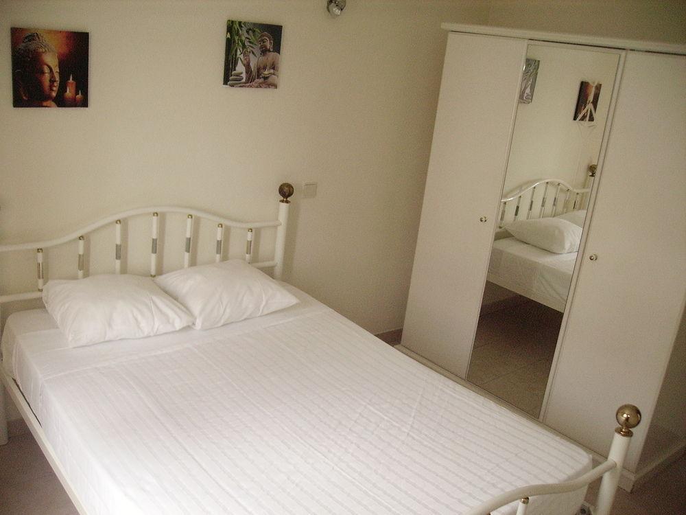 Hostel Sunny House Lagos Exteriér fotografie