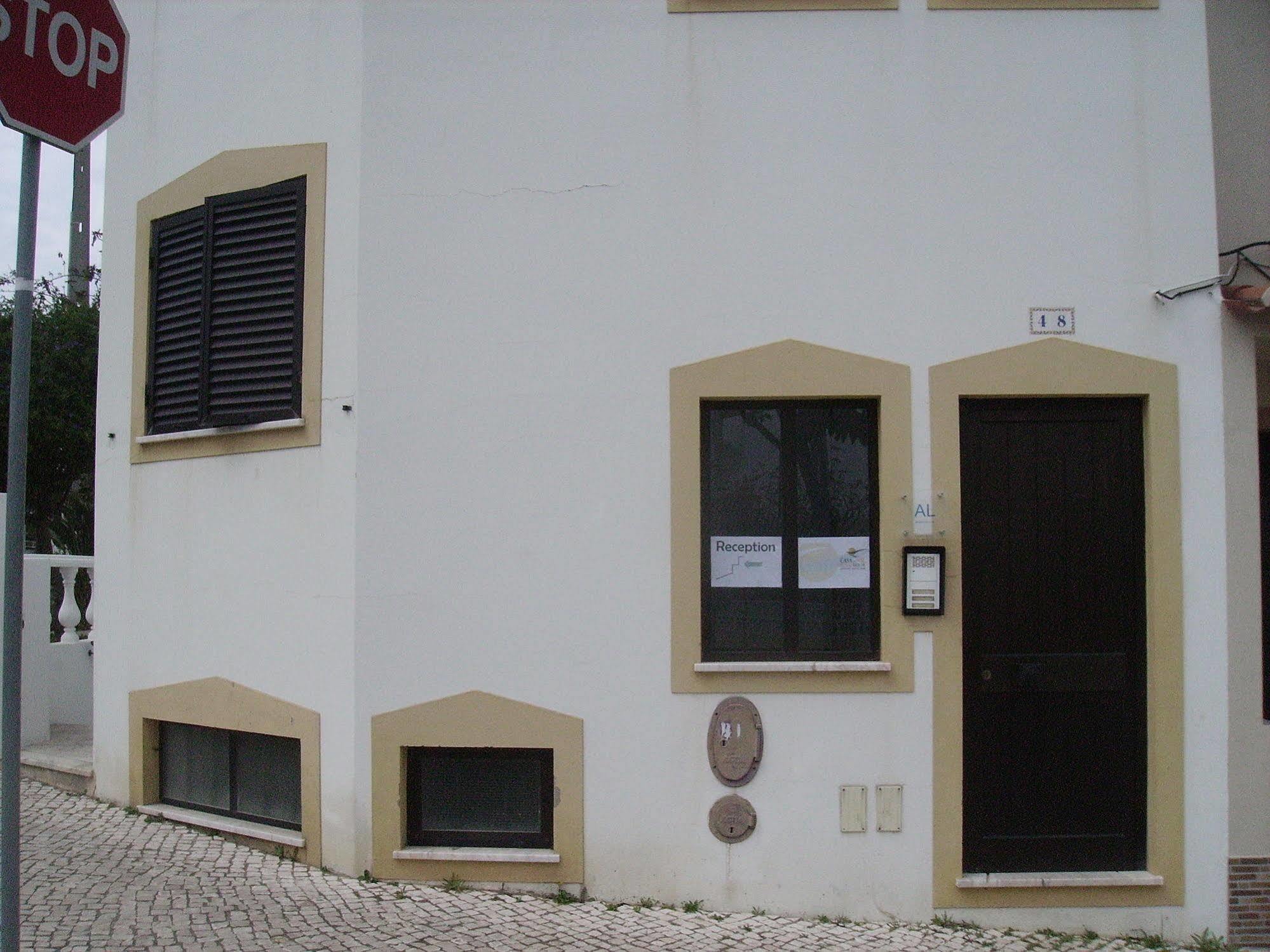 Hostel Sunny House Lagos Exteriér fotografie
